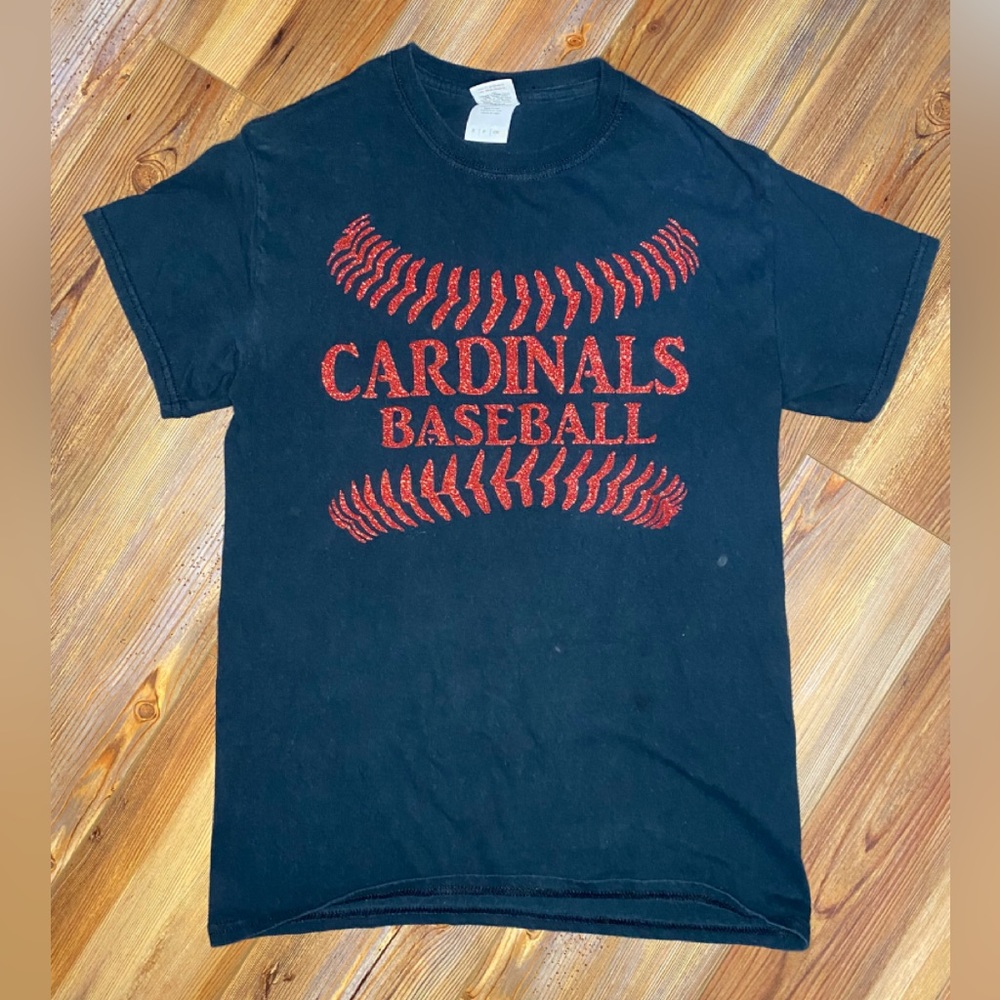 Gildan Heavy Cotton “Cardinal Baseball” Short Sleeve // Black // Size Small